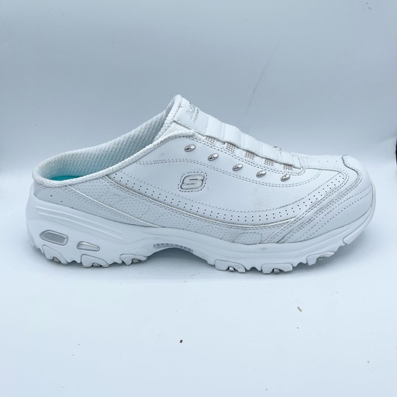 Like New Skechers Women's White Sneakers Size 11W - Picture 3 of 11